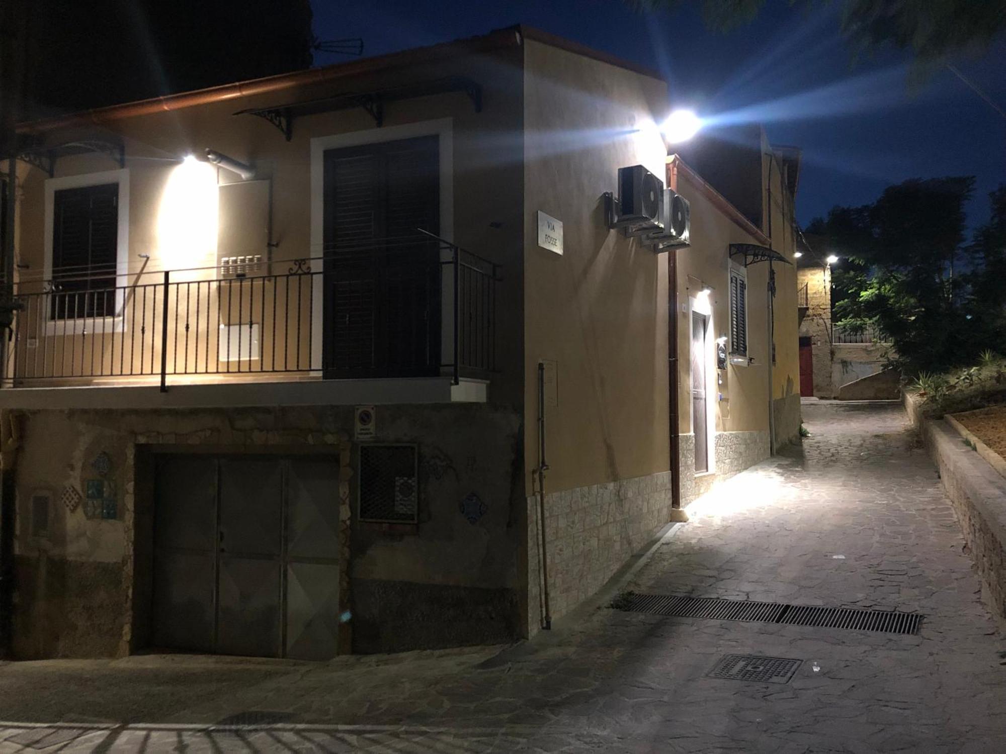 Nicare Rooms 阿格里真托 外观 照片